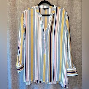 Zac & Rachel Button up Top Large